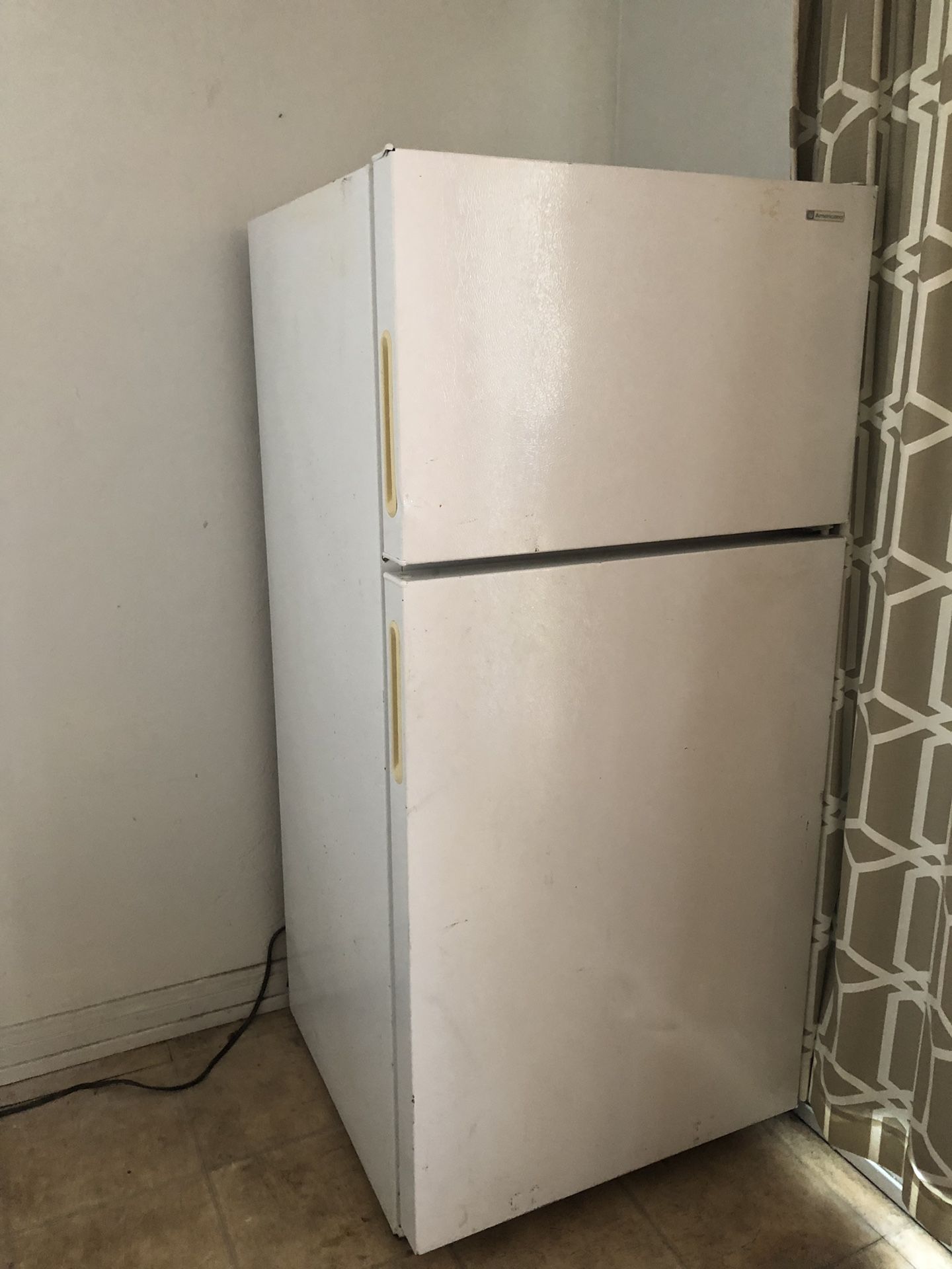 Americana Refrigerator