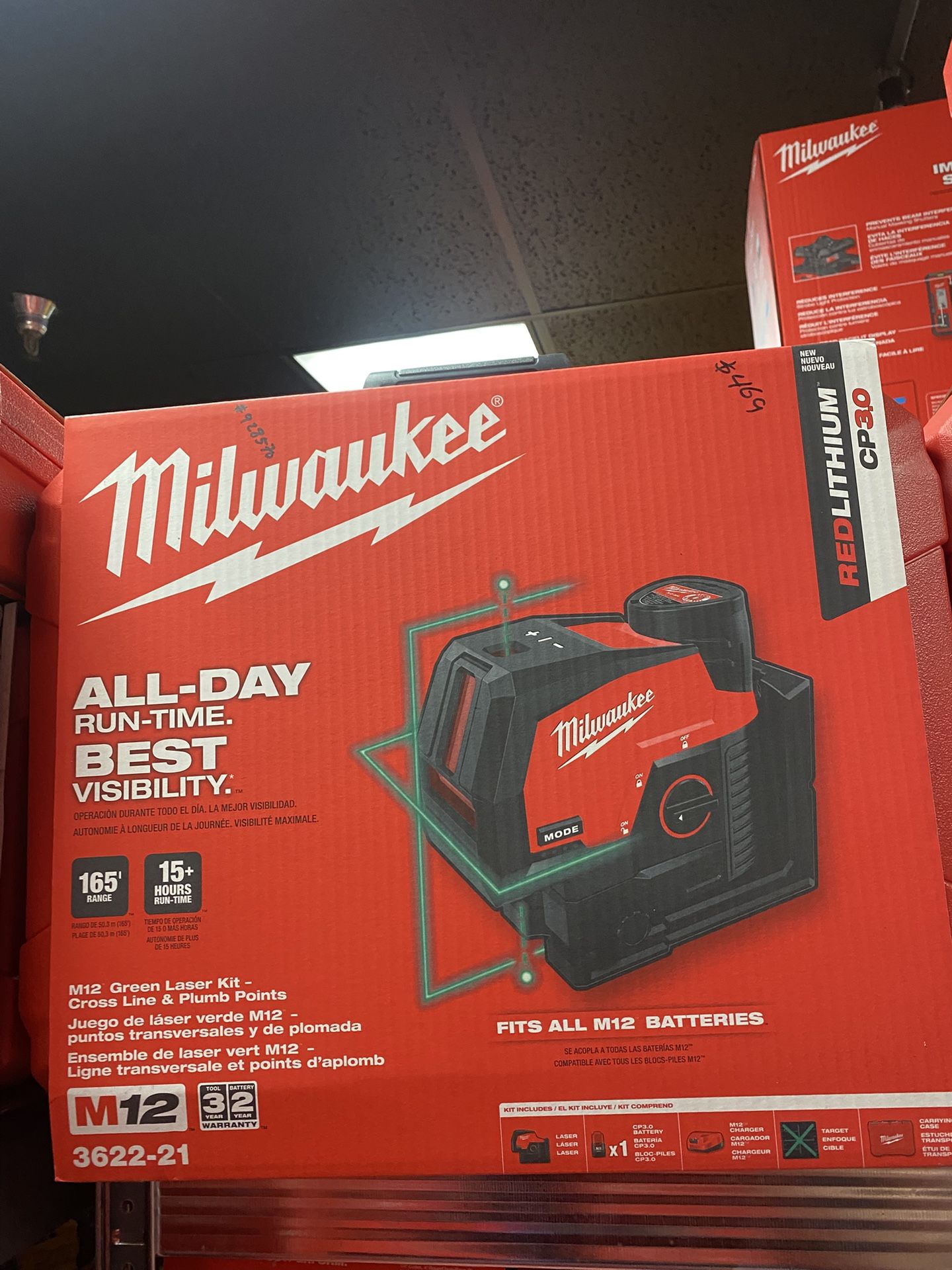 Milwaukee M12 12 Volt Lithium Ion Cordless Green 125 ft. Cross Line and Plumb Points Laser Level Kit with 3.0 Ah Battery