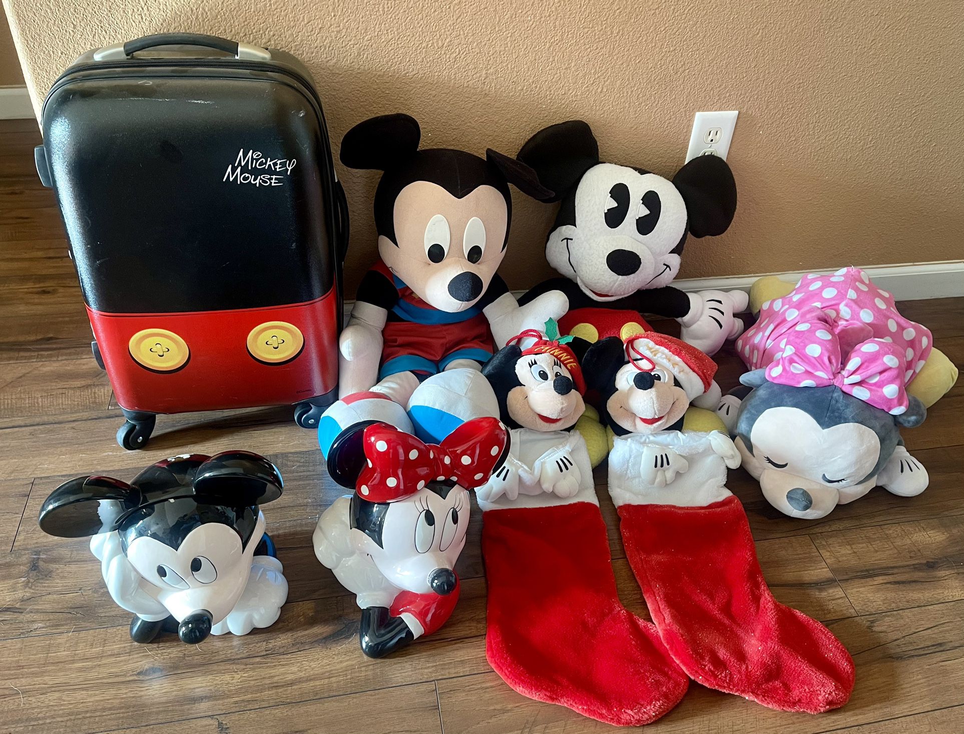 RARE Vintage Mickey Mouse + Minnie Mouse Collectibles