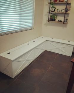 Dinning nook benches