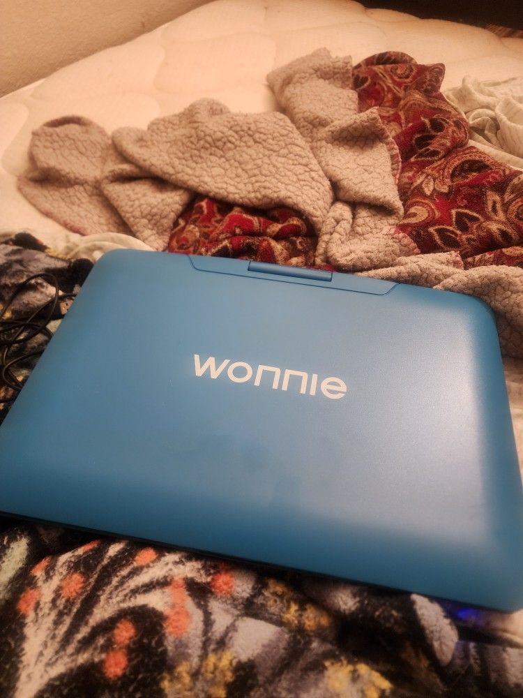 portable DVD player