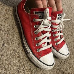 Red Converse 7 Women’s