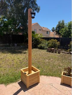 Wood planter with 8ft. 4x4