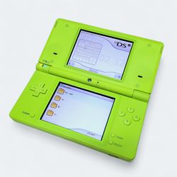 DSi Green