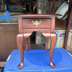 Ethan Allen Side Table 