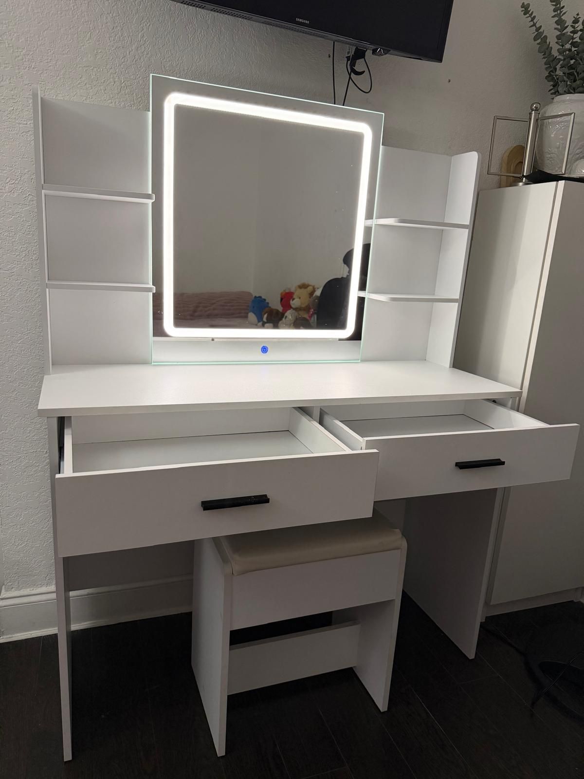Small desk with mirror and lights, makeup dresser with 2 large drawers and stool, white dresser for girls' bedroom