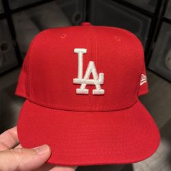New era dodgers fitted hat