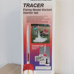 RARE Vintage Quest Tracer Flying Model Rocket Kit - Skill Level 1 - #5300 - NOS - SEALED / BRAND NEW