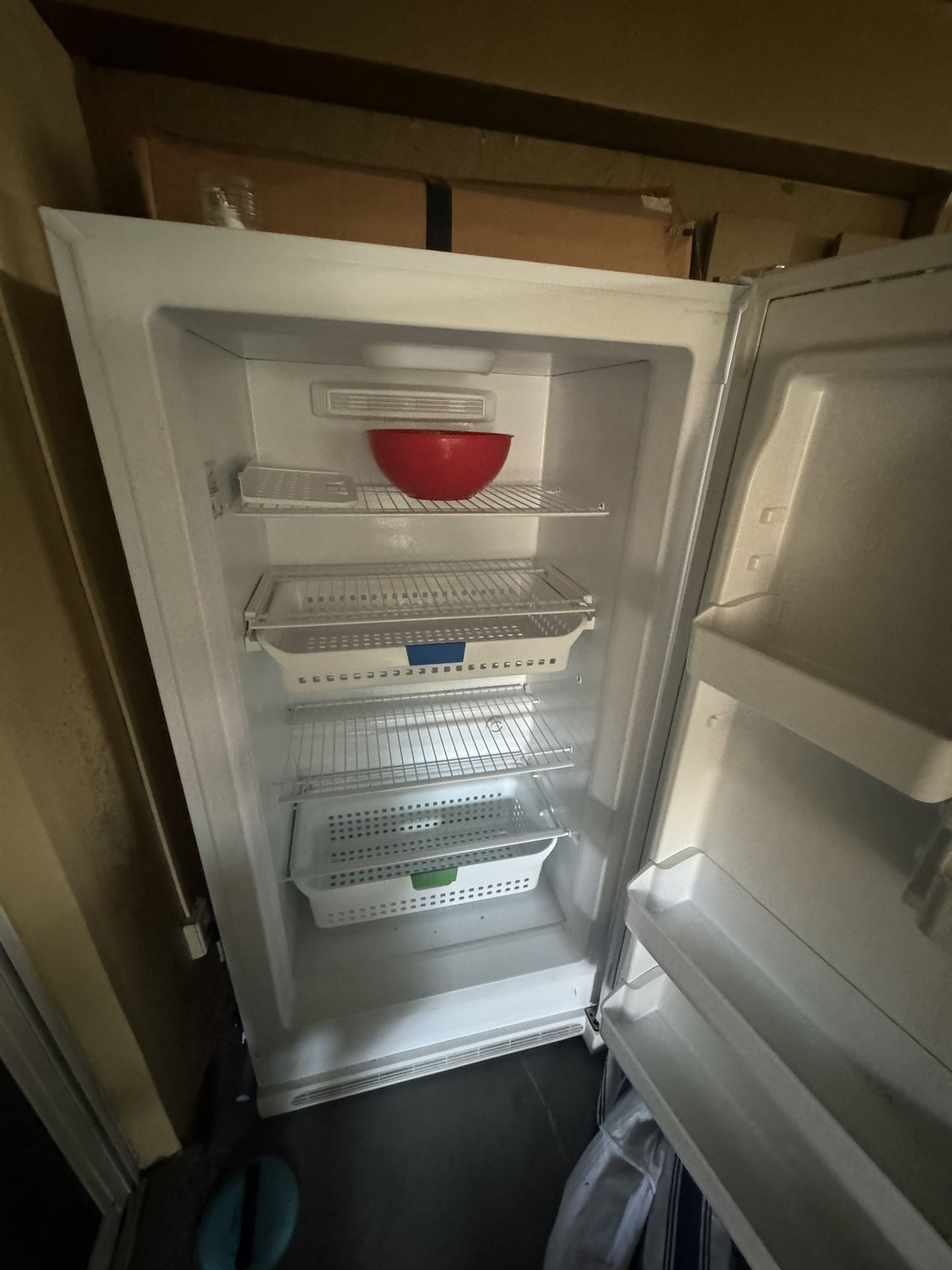 Frigidaire Freezer
