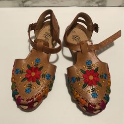 Mexican Leather Huaraches Embroidered- Espadrille style sole - Flats Mexican Huaraches