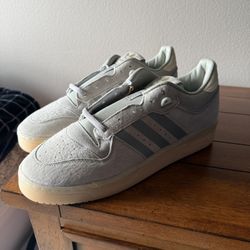 Adidas Rivalry Size 12 