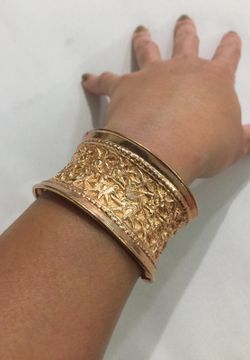 Bangle Rose gold plated made in Thailand