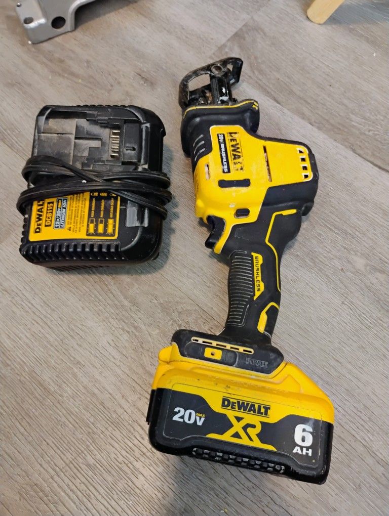 ATOMIC 20-Volt MAX Lithium-Ion Cordless Brushless Compact Reciprocating Saw w/20-Volt MAX 6.0Ah Battery Pack and Charger