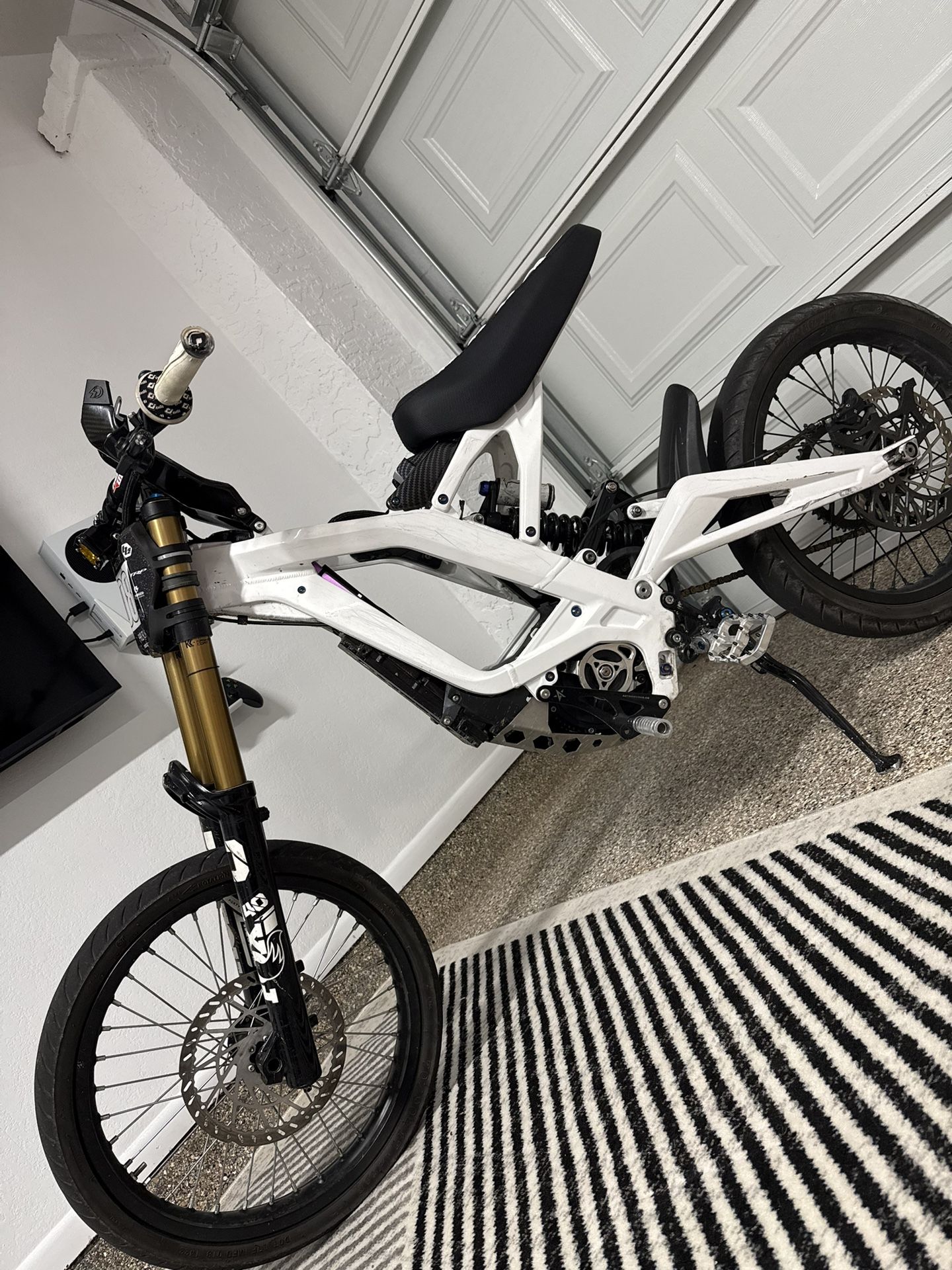 Fully Modded Surron Light Bee X