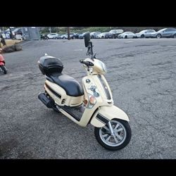 Kymco Like 200i 2014 Scooter. 
