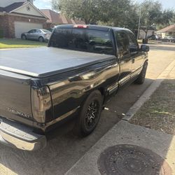 2000 Chevy Silverado V8 dropped