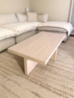 Henn&Hart Coffee Table 44” x 24” – Beech White