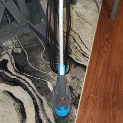 Vacuum Bissell Lightweight