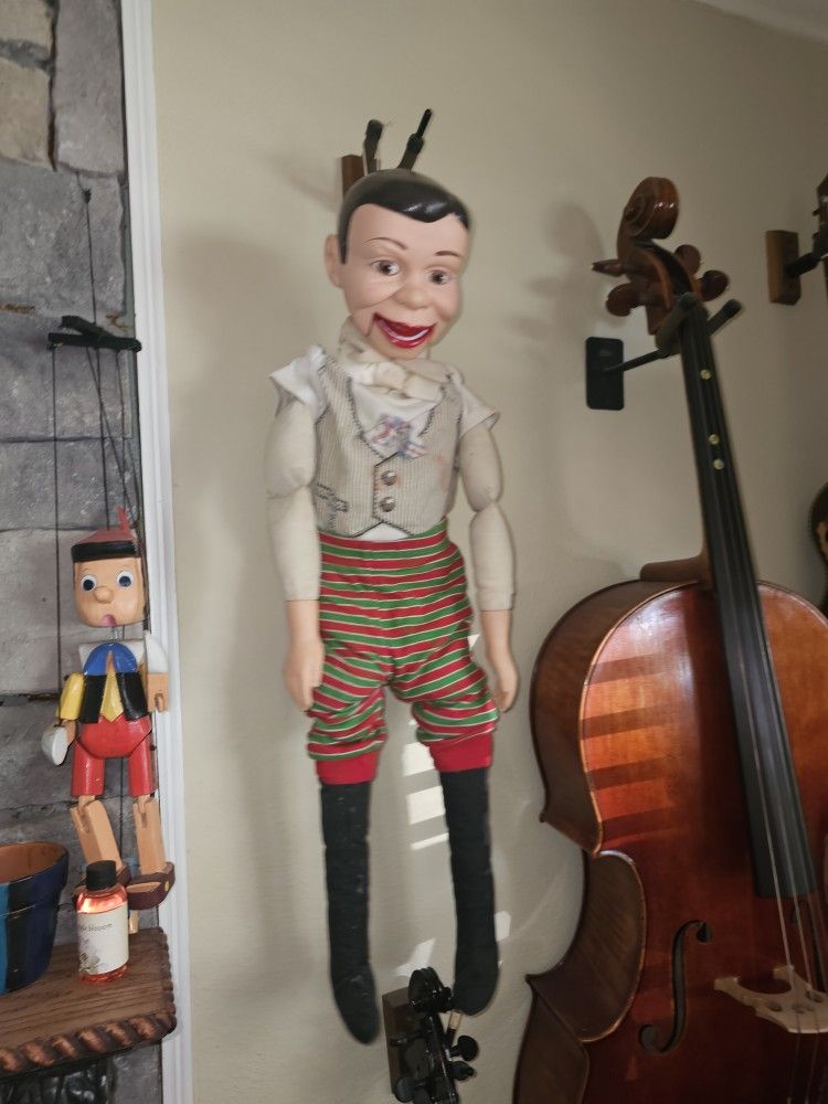 Charly MacArthur Doll