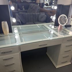 Absolutely Stunning Vanities Only @ FURNITURE LOVE ❤️ 