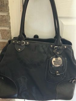 Bolsa negra her majesty juicy conture