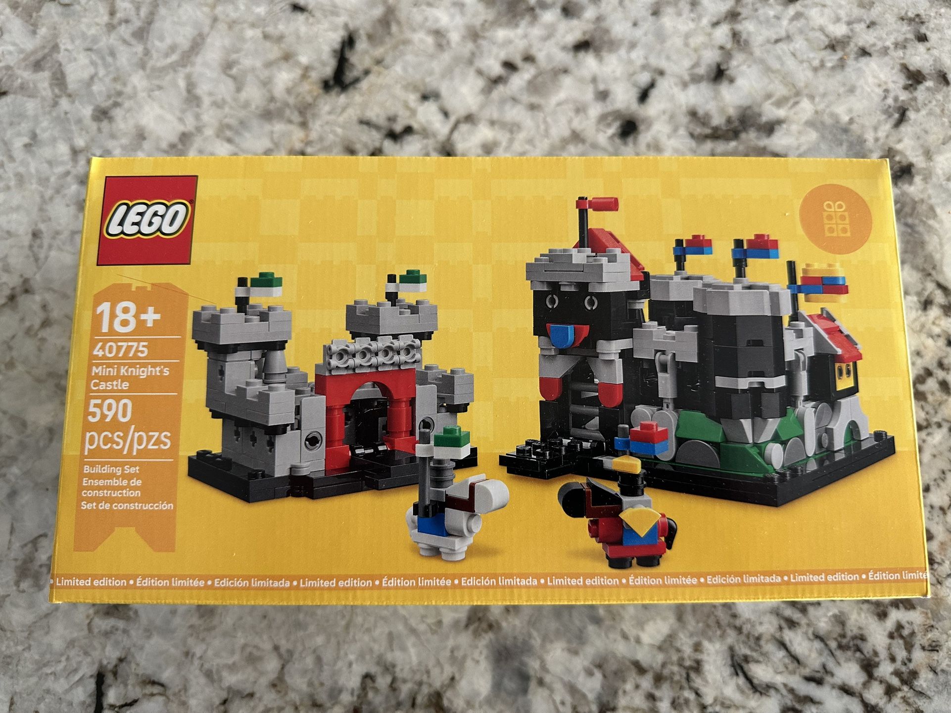 Lego Mini Knights Castle Set 40775