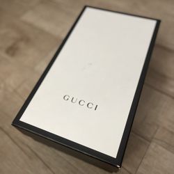 Gucci leather shoe