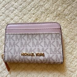 Micheal Khors Small Wallet 