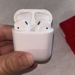 Airpods 2nd  Generation 