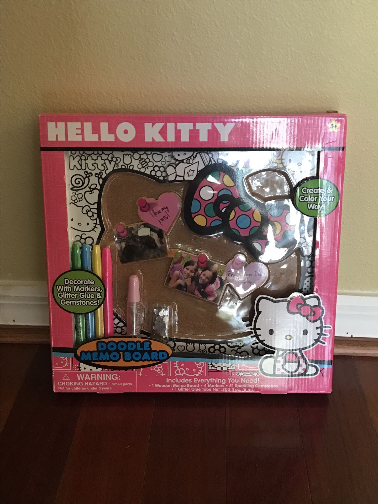 Hello kitty memo board