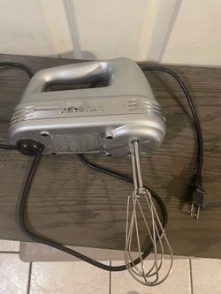 Cuisinart Hand Mixer
