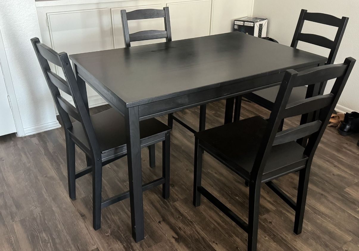 Dining Table Set