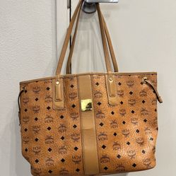 MCM Liz Reversible Cognac 