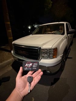 Car Keys N Remotes/ Llaves Con Control✅🚗