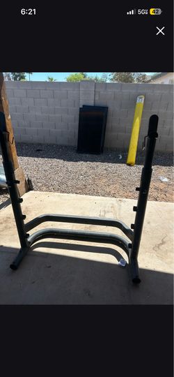 Squat rack