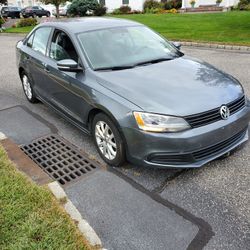2011 Volkswagen Jetta 2.5 Se With New Parts 