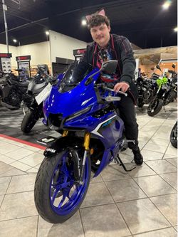 2025 Yamaha YZF-R3 – Under 200 Miles – Garage Kept