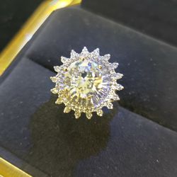 3.0 Ct Diamond 💎 Engagement Ring 💕