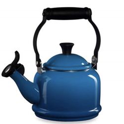 Le Creuset Teapot