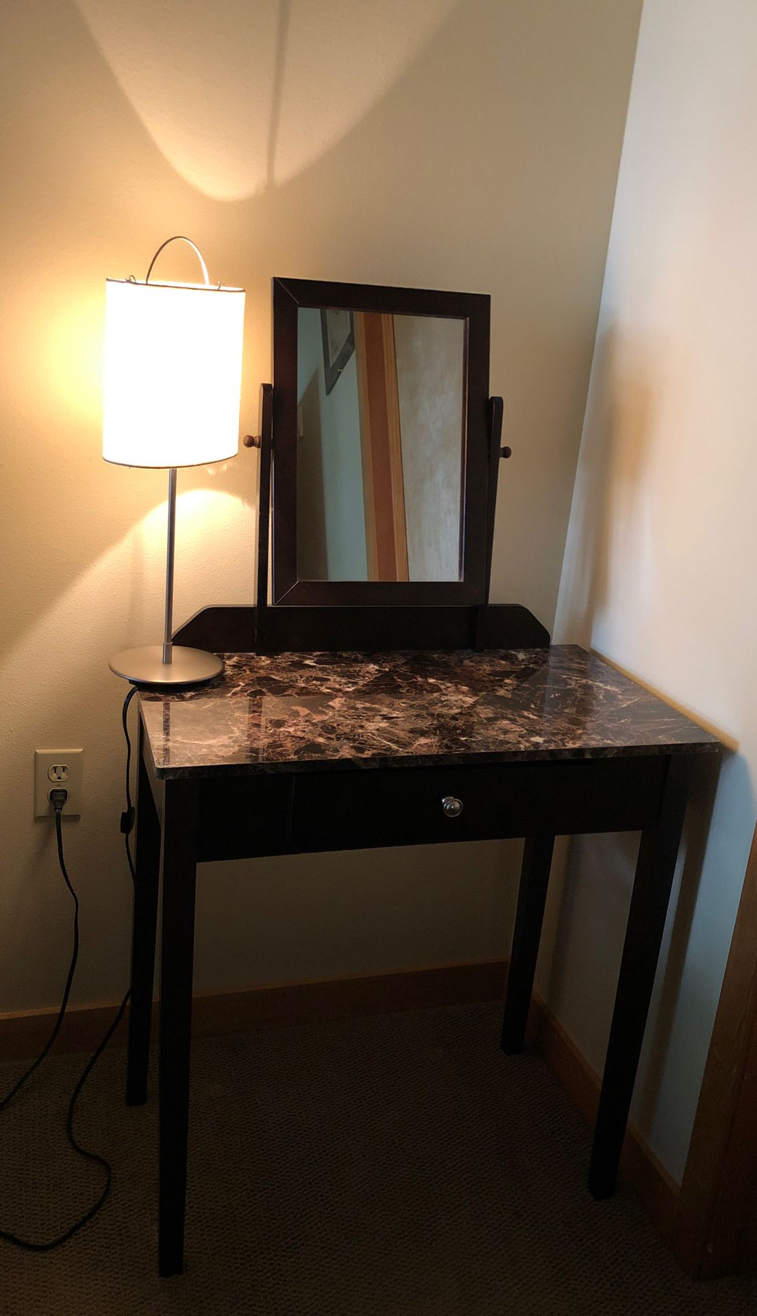 Dresser with mirror and a bonus seat
