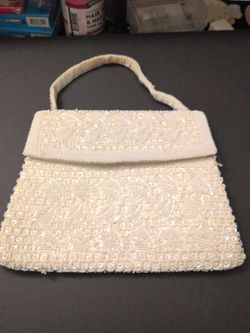 Vintage La Regale White Beaded Evening Bag