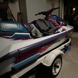 1995 Yamaha Wave Venture 1100 Triple Jet Ski with Trailer