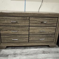 6-drawer dresser
