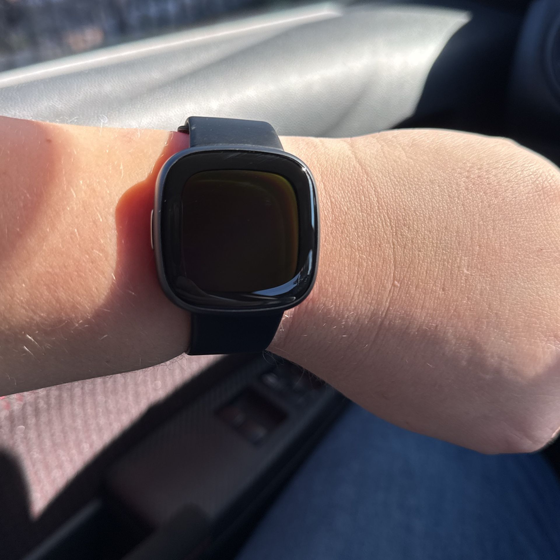 Fitbit Versa 4
