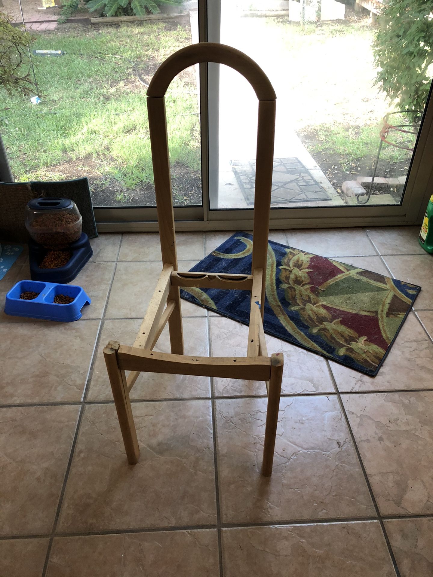 Free porch pickup - Wood frame for a chair