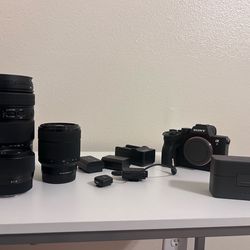 Sony Camera Bundle • Dm for any items wanted separately • willing to negotiate