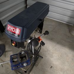 Ryobi 10" Drill Press With Vice Attached 