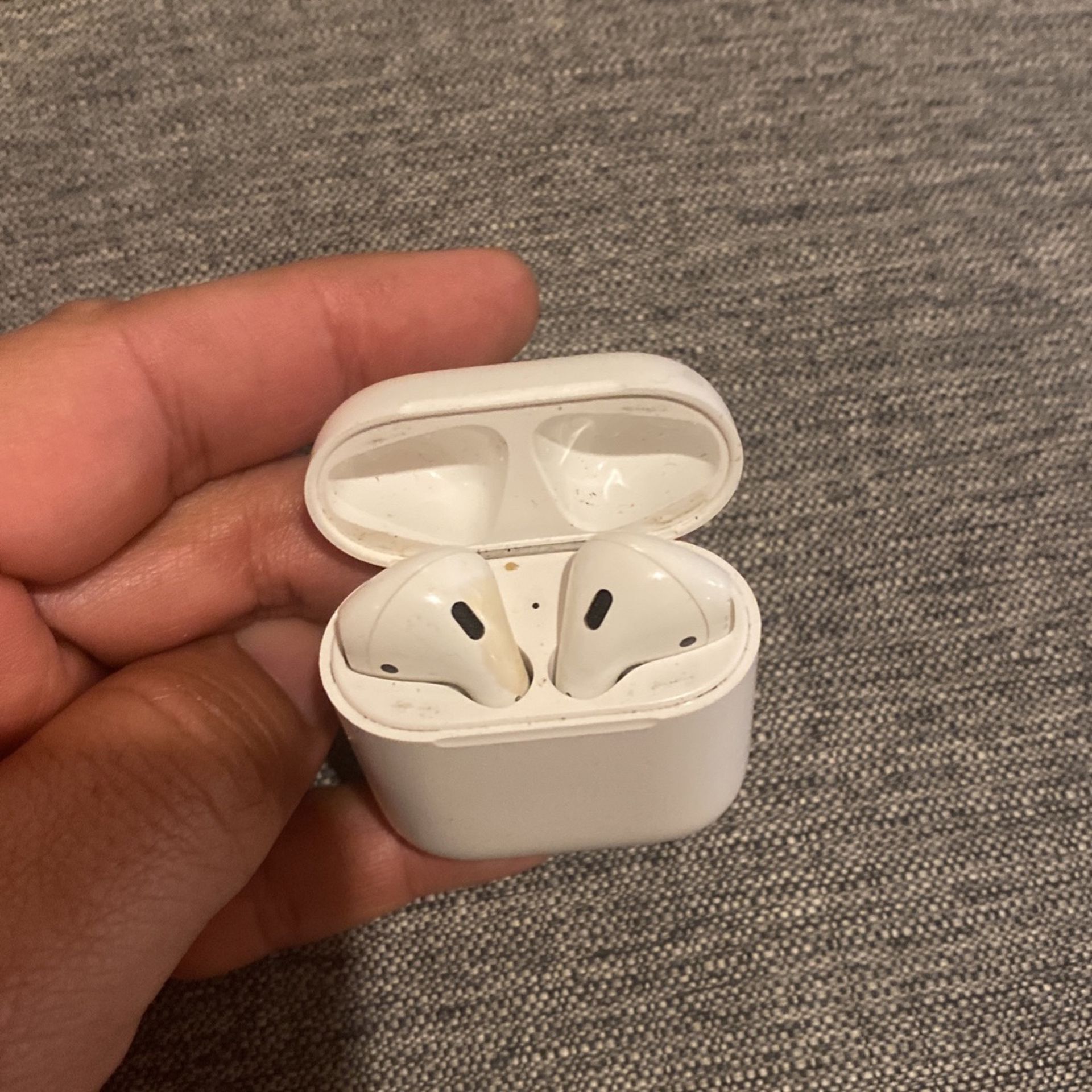 Apple Airpods 1st Generation If You Can See This Is Because Still Available