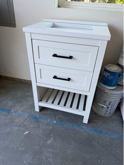 Brand new 24” vanity