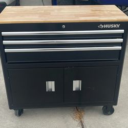 Husky tool box
